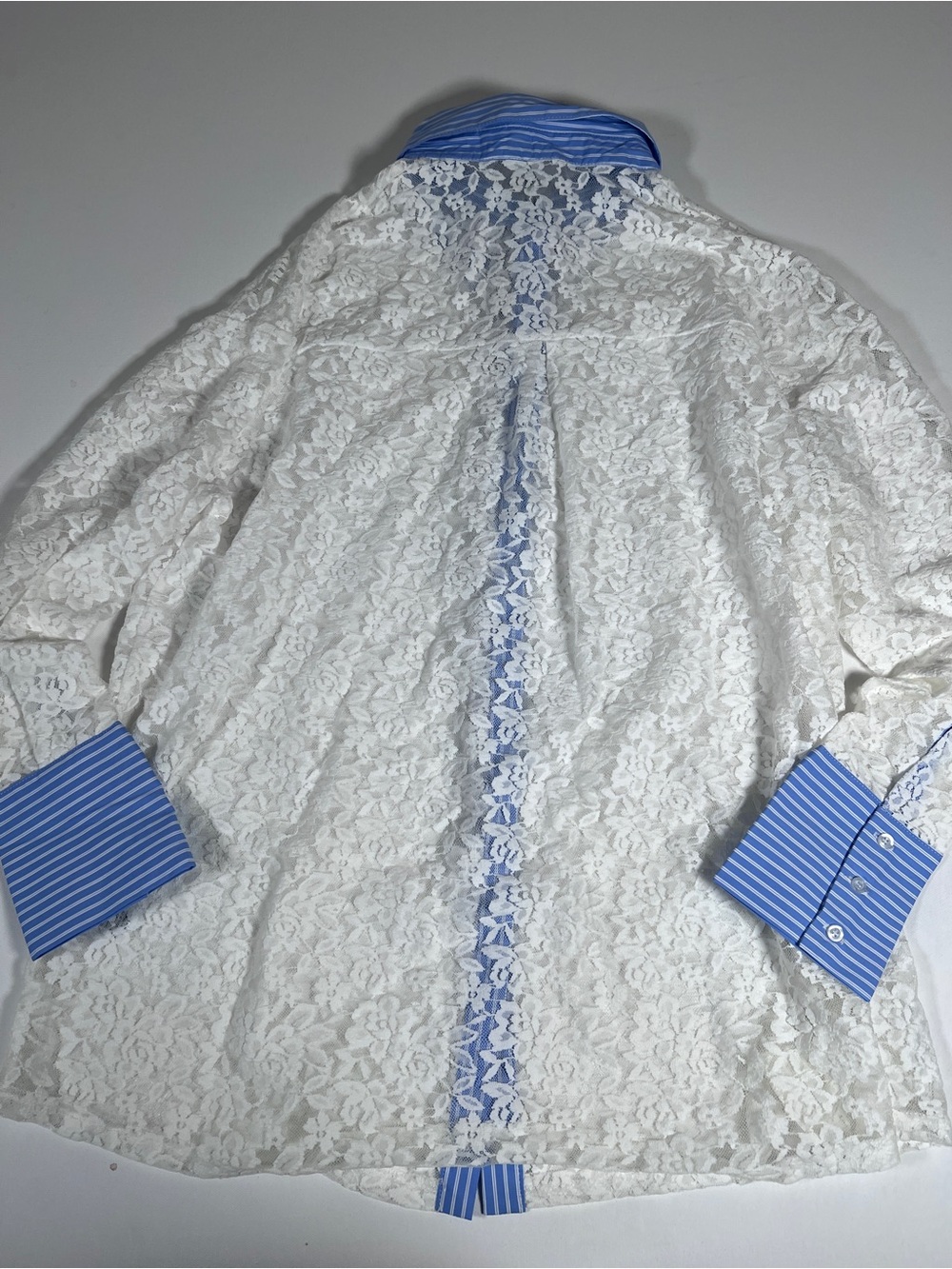 NWT Lioness Women's White Boyfriend Shirt Lace Button Down Small - Picture 7 of 7